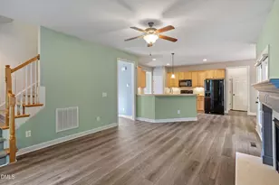 3141 Suncrest Village Ln Ln, Raleigh, NC 27616 - Photo 17