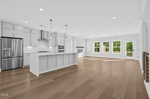 732 Mildred Oaks Ct, Cary, NC 27519 - Photo 5