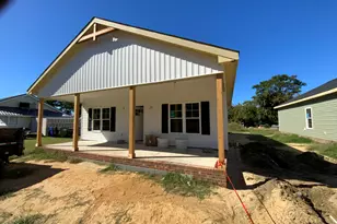 116 S Orange St, Coats, NC 27521 - Photo 1