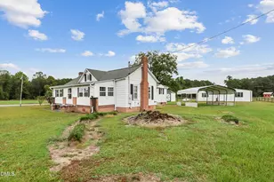 1169 Grantham School Rd, Mount Olive, NC 28365 - Photo 3