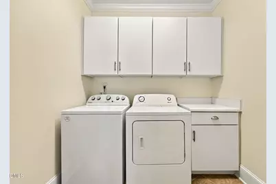 210 E Winmore Avenue, Chapel Hill, NC 27516 - Photo 17