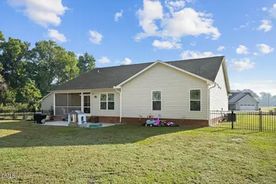 157 Goose Crk Circle, Plain View, NC 28334 - Photo 9