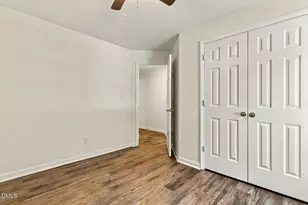 321 J Glen Echo Ln, Cary, NC 27518 - Photo 33