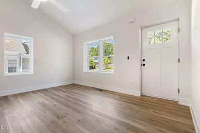 908 E Jones Street, Raleigh, NC 27601 - Photo 7