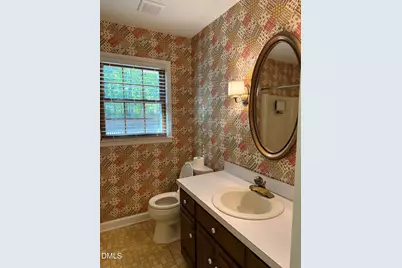 7829 Netherlands Drive, Raleigh, NC 27606 - Photo 21