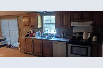 2669 Microwave Tower Road, Roseboro, NC 28382 - Photo 5