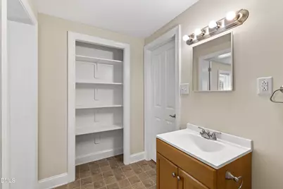 202 S Baker Street, Four Oaks, NC 27524 - Photo 17