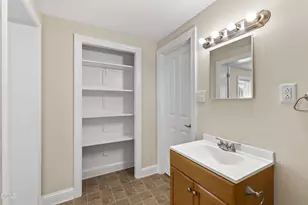 202 S Baker St, Four Oaks, NC 27524 - Photo 17