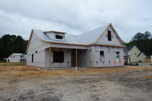 1165 Hedgewood Dr, Hope Mills, NC 28348 - Photo 1