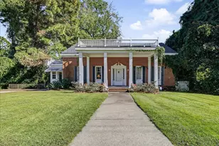 317 S 2nd St, Smithfield, NC 27577 - Photo 1