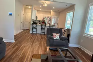 511 W Noble St, Selma, NC 27576 - Photo 9