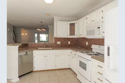 208 Standish Drive, Chapel Hill, NC 27517 - Photo 9