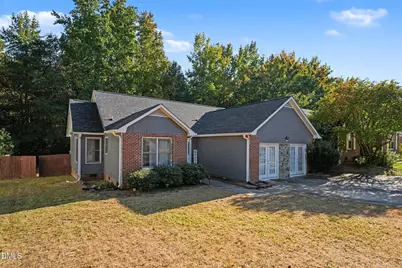 2539 Silver Bell Loop, Fayetteville, NC 28304 - Photo 9