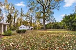 1874 Stratford Rd, Burlington, NC 27217 - Photo 33