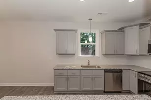 306 W Granville St, Dunn, NC 28334 - Photo 9