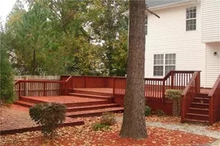 305 Cresthaven Dr, Sanford, NC 27332 - Photo 17