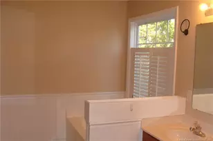 305 Cresthaven Dr, Sanford, NC 27332 - Photo 11