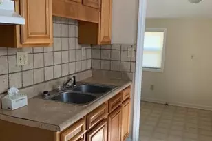804 Saunders St, Raeford, NC 28376 - Photo 7