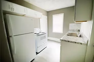 210 E 16th St, Lumberton, NC 28358 - Photo 15
