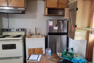 1279 Frank Wicker Rd, Sanford, NC 27332 - Photo 9