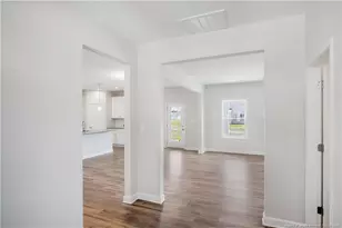 5560 Tall Timbers Dr, Fayetteville, NC 28311 - Photo 9