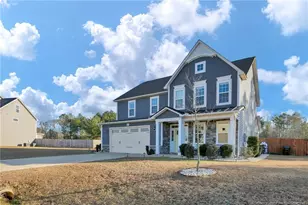 1427 Creekwood Rd, Hope Mills, NC 28348 - Photo 3