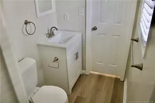105 Goodyear Ave, Fayetteville, NC 28303 - Photo 11