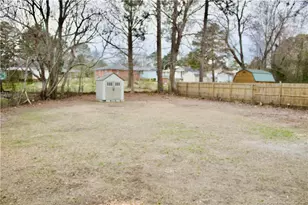 105 Goodyear Ave, Fayetteville, NC 28303 - Photo 17