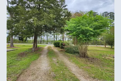 1601 Mlk Jr Boulevard, Roseboro, NC 28382 - Photo 11