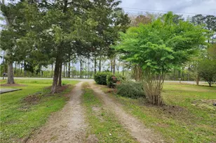 1601 Mlk Jr Blvd, Roseboro, NC 28382 - Photo 11