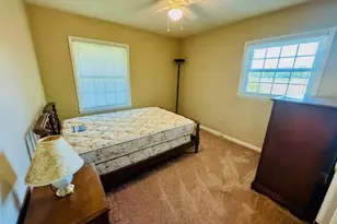434 Windsor Rd, Lumberton, NC 28358 - Photo 29