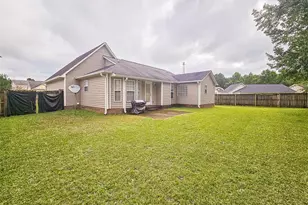 409 Sharpsburg Rd, Fayetteville, NC 28311 - Photo 5