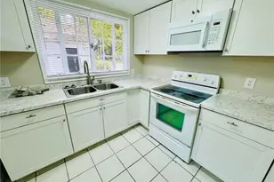 806 Caldwell St, Lumberton, NC 28358 - Photo 15