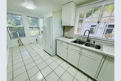 806 Caldwell Street, Lumberton, NC 28358 - Photo 17