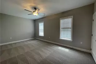 240 Gallery Dr, Spring Lake, NC 28390 - Photo 7
