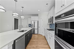 669 Cresswell Moor Wy, Fayetteville, NC 28311 - Photo 7