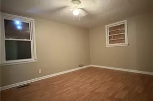 5106 Gavins St, Fayetteville, NC 28303 - Photo 9