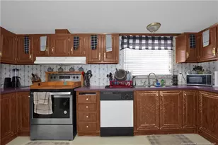 5065 Tobacco Rd, Orrum, NC 28369 - Photo 11
