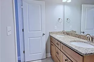 942 Kensington Park Rd, Fayetteville, NC 28311 - Photo 33