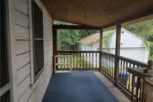 406 Courtland Dr, Sanford, NC 27330 - Photo 3