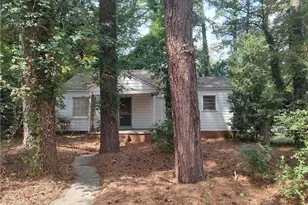 406 Courtland Dr, Sanford, NC 27330 - Photo 1
