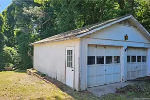 1801 Carthage St, Sanford, NC 27330 - Photo 31