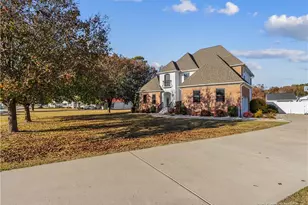 201 Lucas Rd, Dunn, NC 28334 - Photo 3