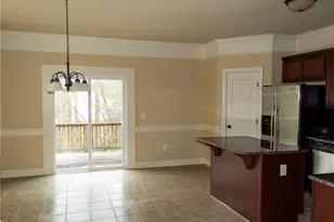425 Georgetown Cir, Fayetteville, NC 28314 - Photo 9