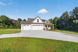 203 Boyce Ct, Sanford, NC 27332 - Photo 3