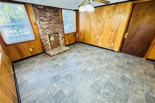 1003 James St, Lumberton, NC 28358 - Photo 3