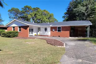 1911 Wendover Dr, Fayetteville, NC 28304 - Photo 1