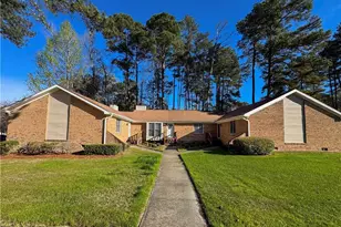 499 Coronation Dr, Fayetteville, NC 28311 - Photo 1