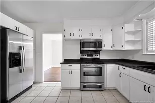 210 W 21st Street N, Lumberton, NC 28358 - Photo 13
