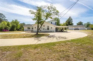 3402 7 Mountain Dr, Fayetteville, NC 28306 - Photo 3